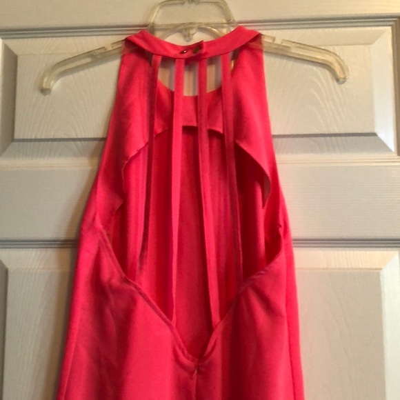 Hot pink open back dress!! - Picture 3 of 3